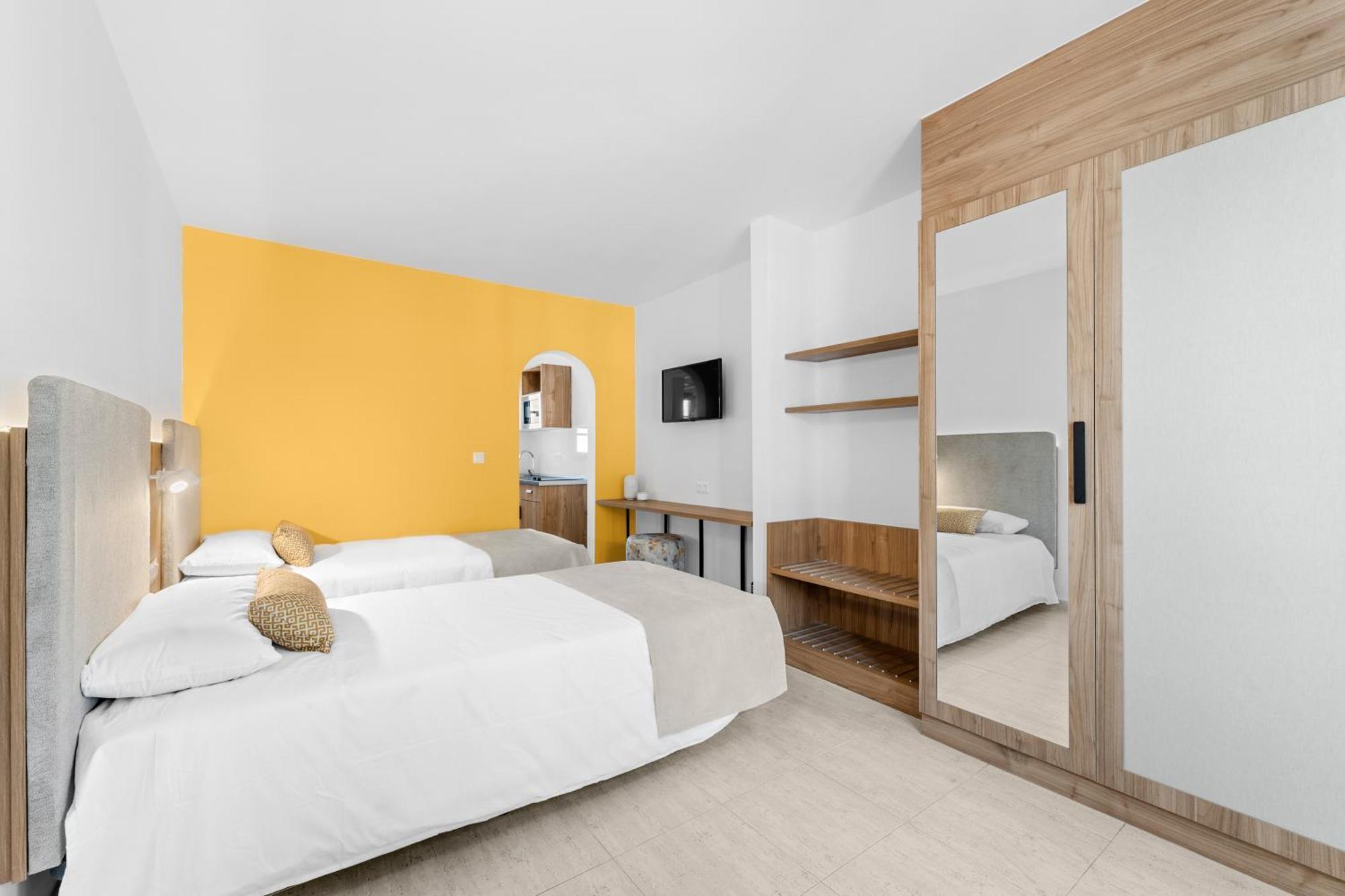 Apartamentos Tropicana Puerto del Carmen  Exteriér fotografie