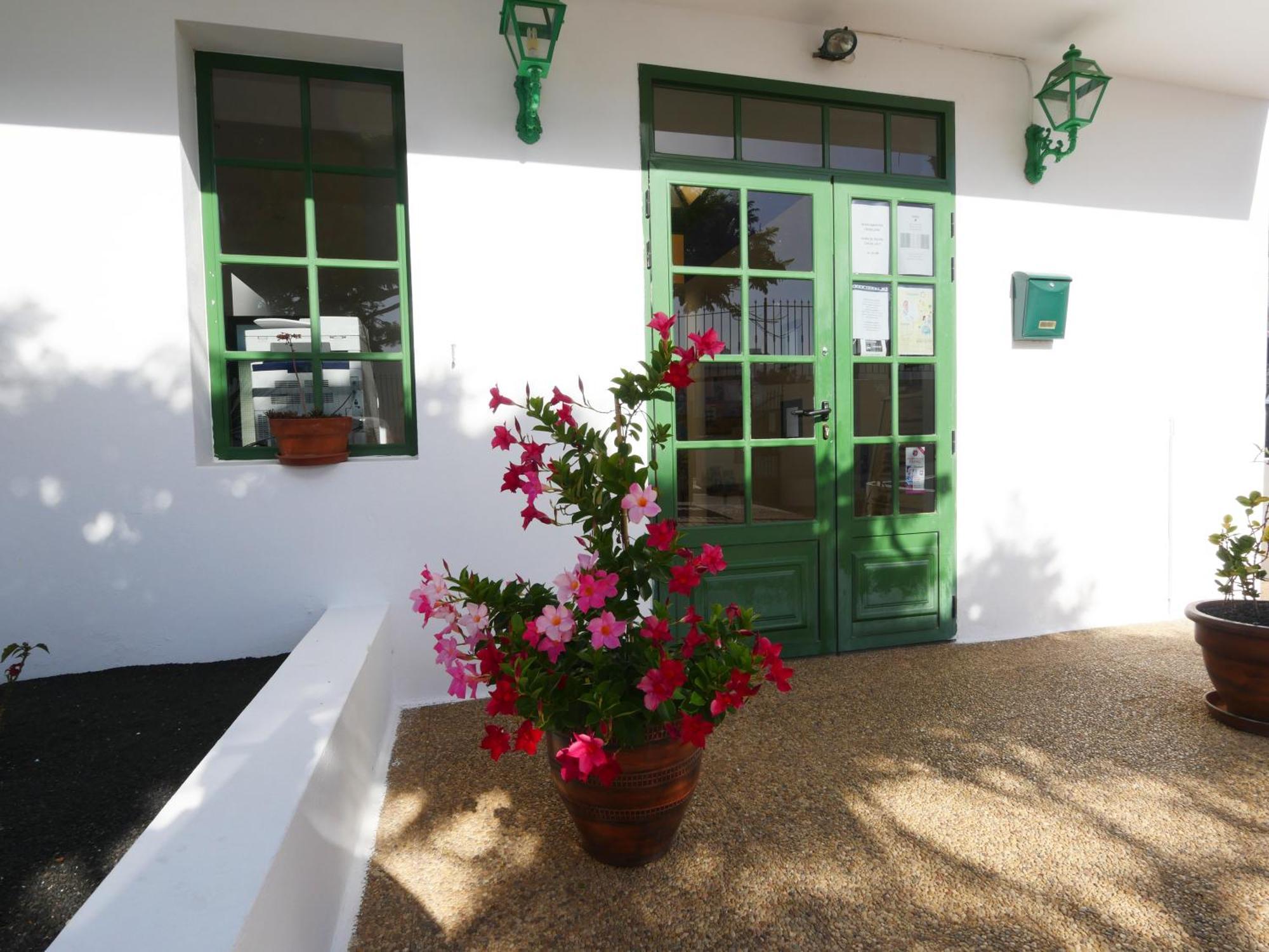 Apartamentos Tropicana Puerto del Carmen  Exteriér fotografie